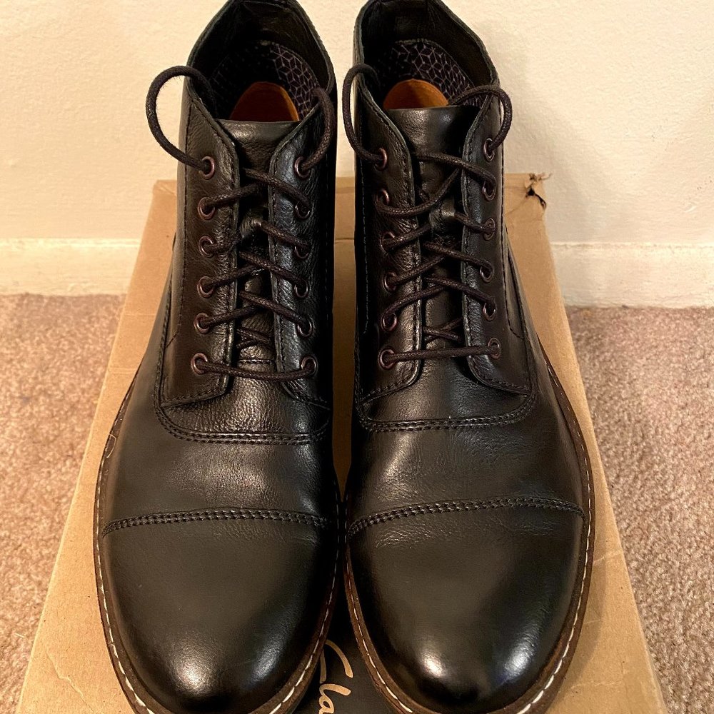 Clarks Blackford Cap Mens 9.5M Black Leather